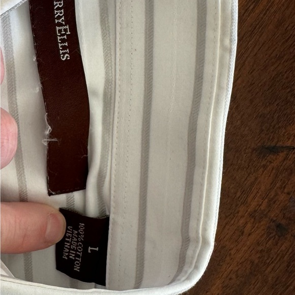 Perry Ellis Long Sleeve Button Down Large White with Silver Stripes - Picture 2 of 3